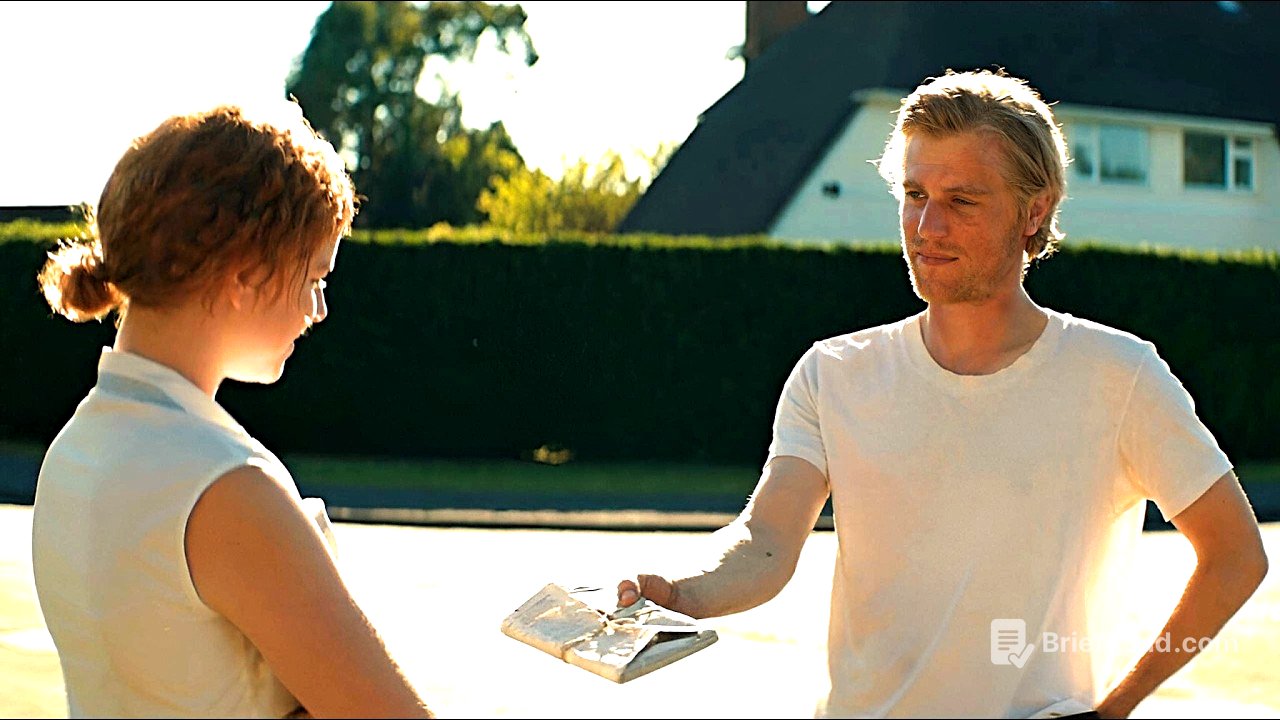 Woman Falls In Love With A Nice Man, But Soon Finds He's A Suspect In Serial Killings