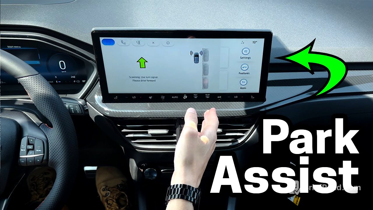 Using Park Assist and the Head Up Display in the Ford Escape