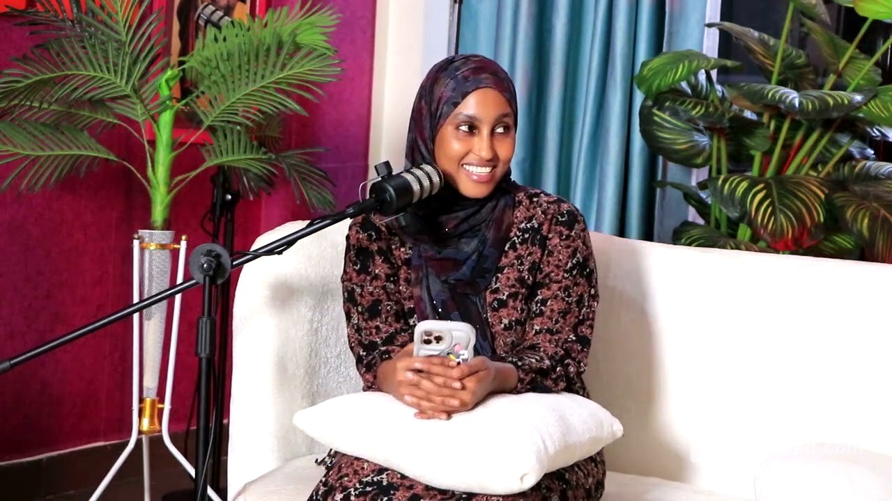 Awooda dumarka, 2 qof ha aaminin waligaa, su,aalo cajiib ah!