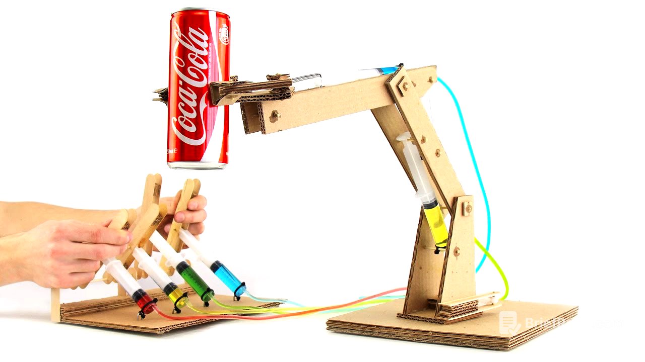 How to Make Hydraulic Powered Robotic Arm from Cardboard